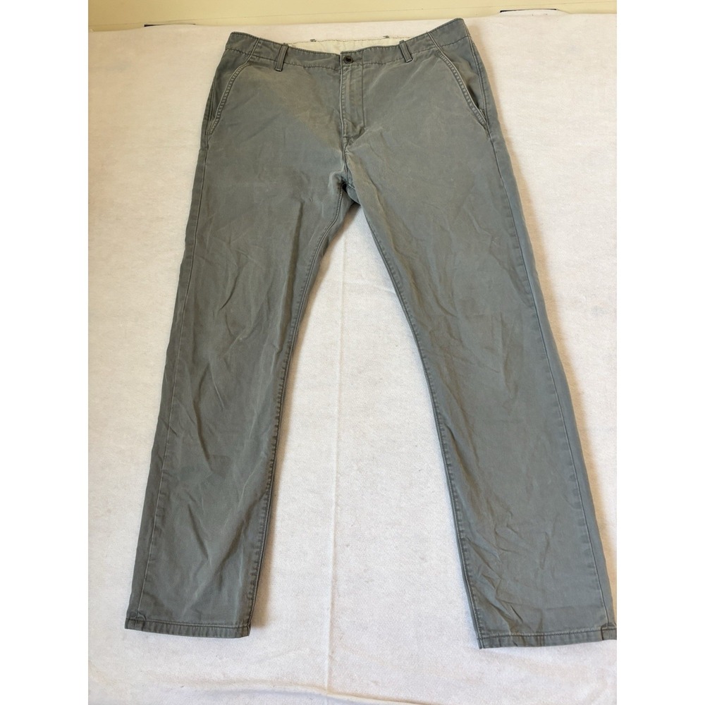 Levi Strauss Chino Pants Men's 38x31 Gray Model 55688 Zip Fly Flat Front
